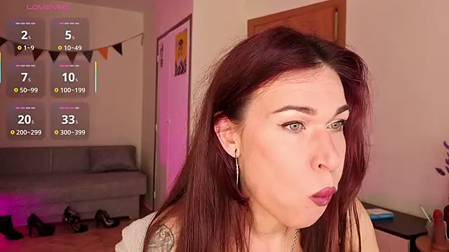 ReginaFoXXXy online show from 04/13/26, 11:03