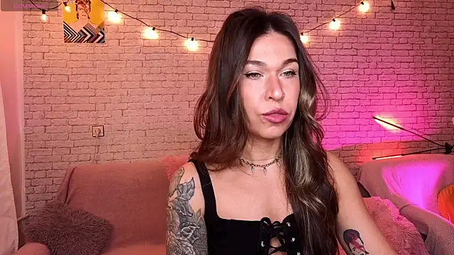 Snapshot of ReginaFoXXXy chatting on 10/09/25, 10:16 ReginaFoXXXy online show from 10/09/25, 10:16