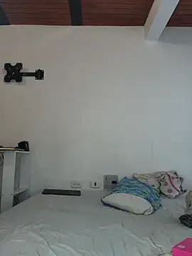 Snapshot of Sharon_Black chatting on 10/23/25, 12:04 Sharon Black online show from 10/23/25, 12:04