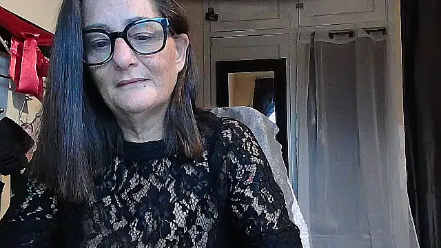 Mistress-Ivy51 online show from 10/17/25, 06:39