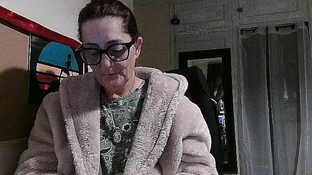 Mistress-Ivy51 online show from 11/17/25, 06:06