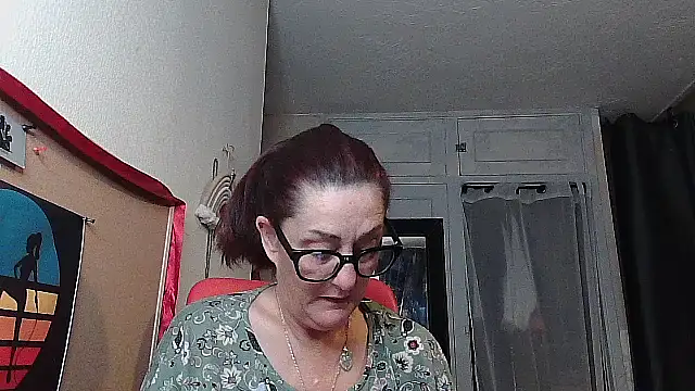 Mistress-Ivy51 online show from 11/27/25, 07:09