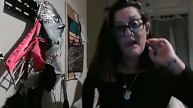 Mistress-Ivy51 online show from 10/22/25, 05:40