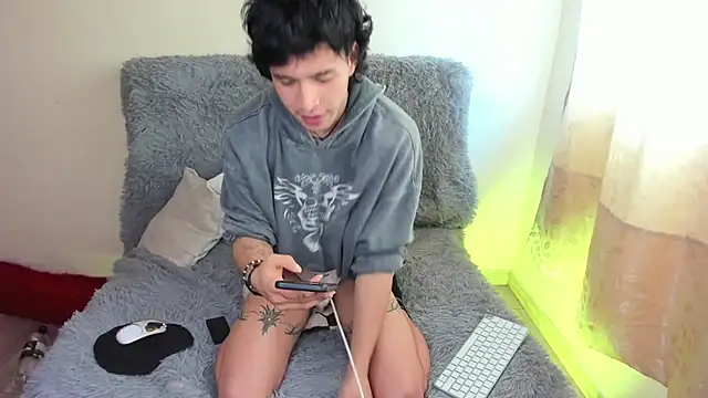  viollette  online show from 10/22/25, 04:28