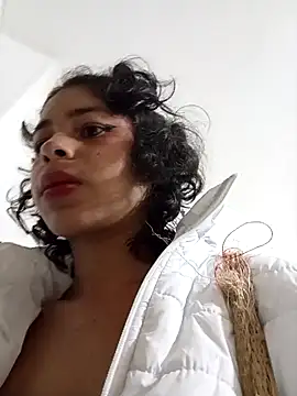 Tendercouple1 online show from 10/28/25, 03:22