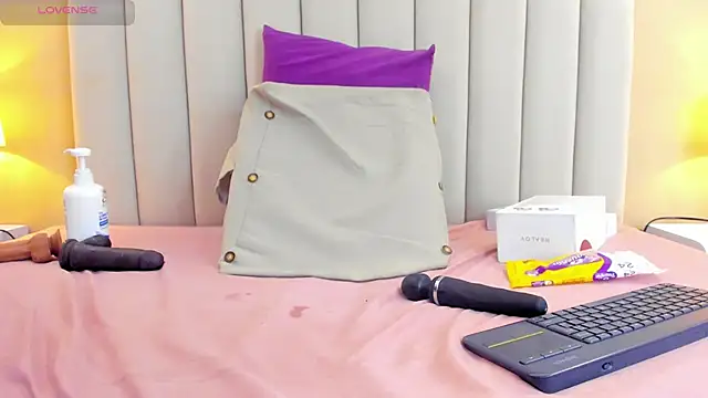 Rachel Donnelly online show from 03/15/26, 02:29