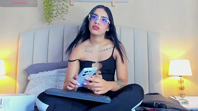 Rachel Donnelly online show from 03/21/26, 02:35