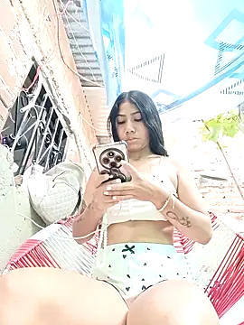 Snapshot of Rous-squir chatting on 10/03/25, 12:39 Rous-squir online show from 10/03/25, 12:39