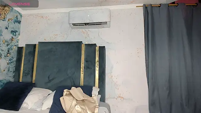 lesly cutee online show from 04/09/26, 12:11