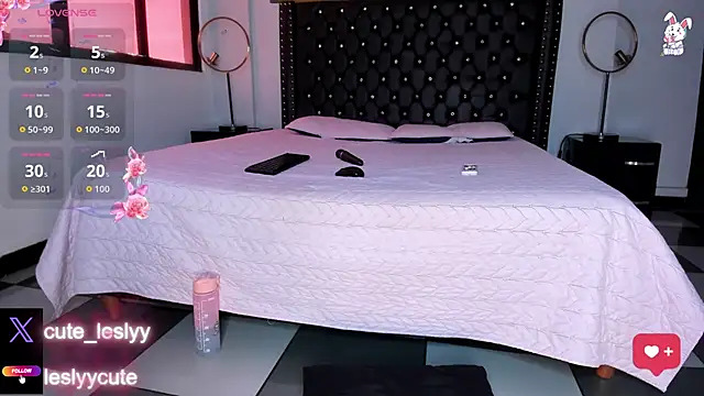 lesly cutee online show from 10/25/25, 01:12