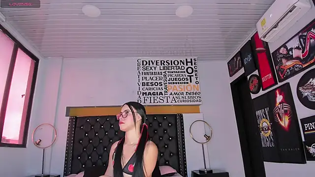 lesly cutee online show from 11/09/25, 12:09