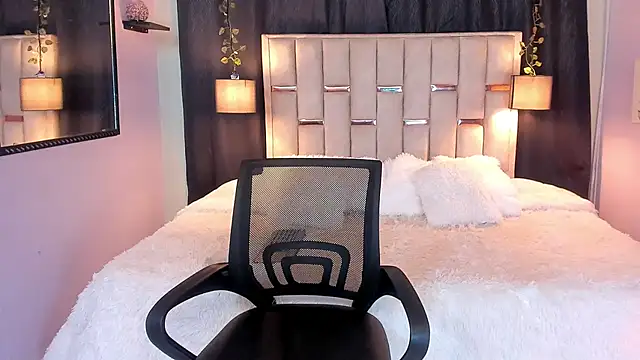 Hanzking01 online show from 11/30/25, 03:51