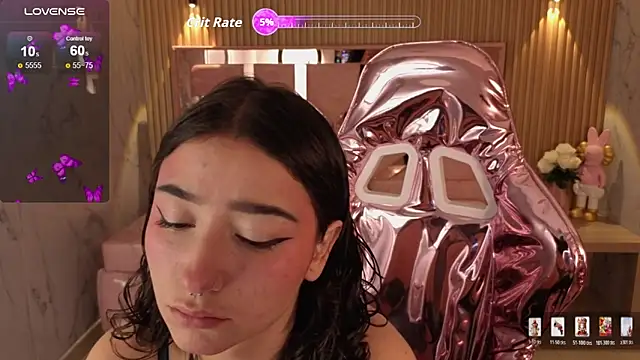venuss09 s online show from 04/30/26, 01:07