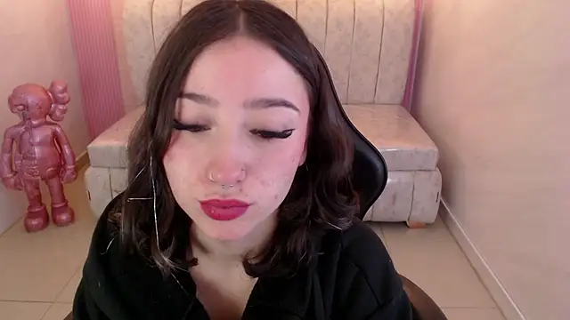 venuss09 s online show from 02/10/26, 01:43