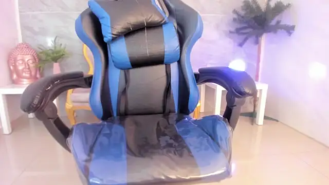 venuss09 s online show from 10/09/25, 02:06