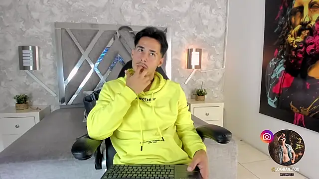 Snapshot of loghan_fox chatting on 10/08/25, 02:46 loghan fox online show from 10/08/25, 02:46