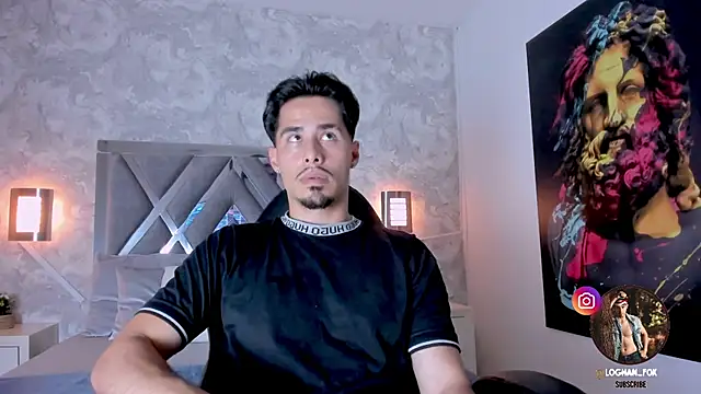 Snapshot of loghan_fox chatting on 10/31/25, 04:09 loghan fox online show from 10/31/25, 04:09