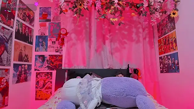 FluffyMelons online show from 02/11/26, 11:04