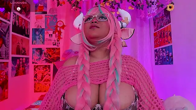 FluffyMelons online show from 10/26/25, 12:22