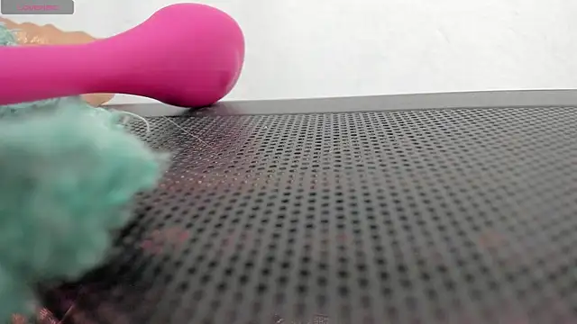 FluffyMelons online show from 04/04/26, 11:00