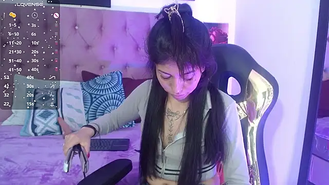 Snapshot of Aily_star chatting on 02/20/26, 04:42 Aily star online show from 02/20/26, 04:42