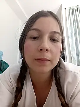 Snapshot of Arianna_Moss chatting on 12/03/25, 02:34 Arianna Moss online show from 12/03/25, 02:34