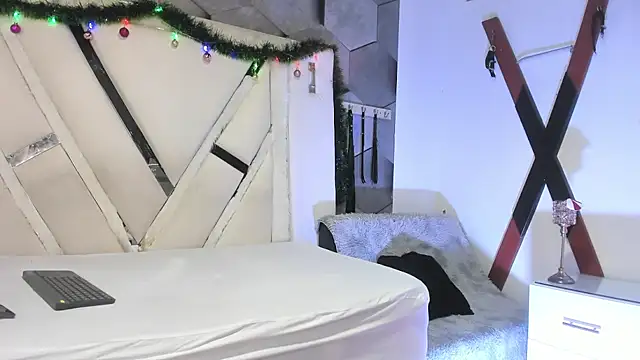 PeterBowel online show from 11/29/25, 04:12