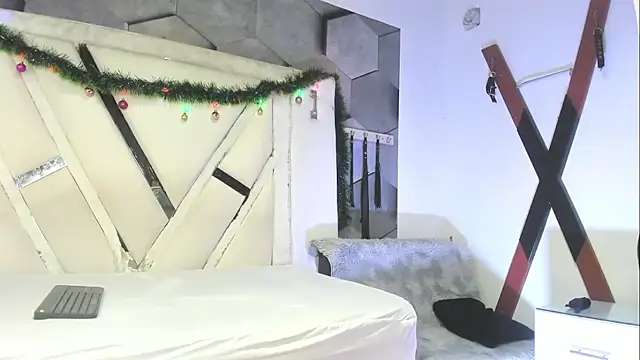 PeterBowel online show from 12/03/25, 03:07