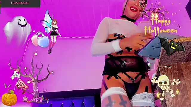 samanthaatt online show from 10/28/25, 10:41