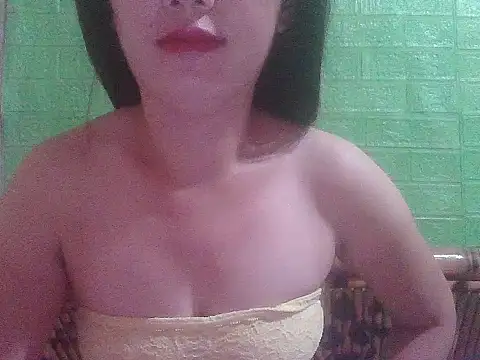 Snapshot of lucky_rona chatting on 09/11/25, 11:05 lucky rona online show from 09/11/25, 11:05