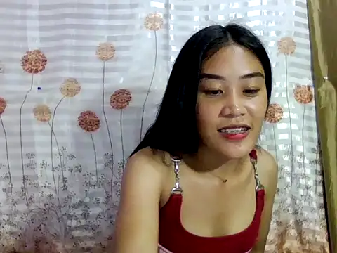 YourWildestDoll online show from 10/22/25, 02:49