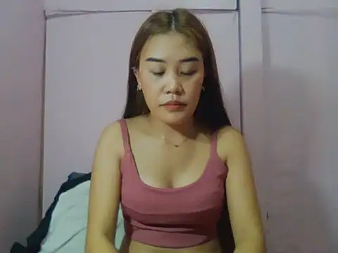 Snapshot of YourWildestDoll chatting on 06/30/26, 06:30 YourWildestDoll online show from 06/30/26, 06:30