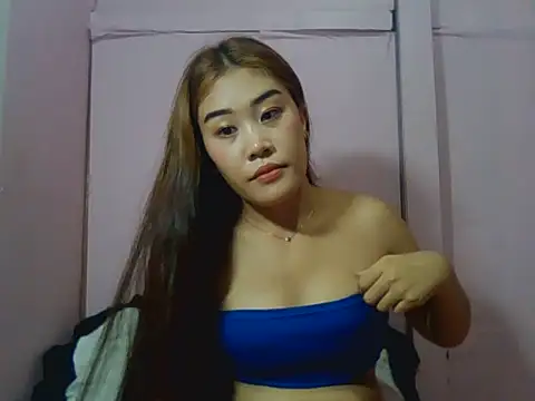 Snapshot of YourWildestDoll chatting on 07/05/26, 03:30 YourWildestDoll online show from 07/05/26, 03:30