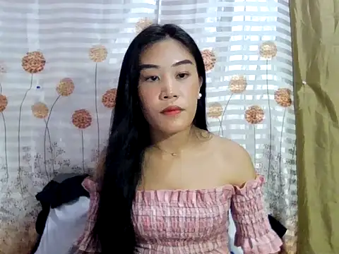 YourWildestDoll online show from 11/06/25, 08:07