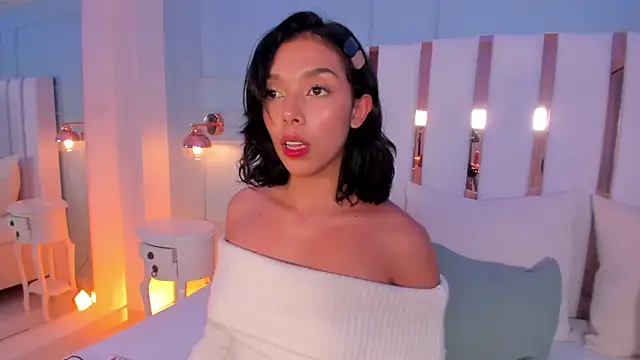 selene phmoon online show from 10/05/25, 04:36