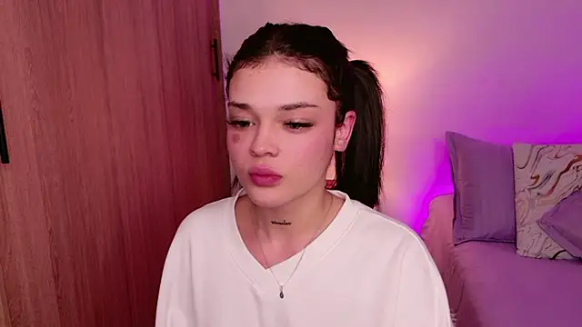 DulceDuarte online show from 01/11/26, 04:52