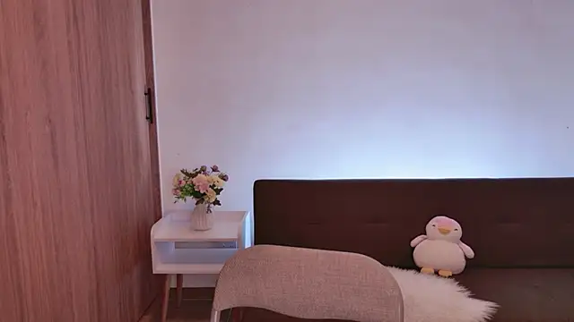 DulceDuarte online show from 11/22/25, 05:50