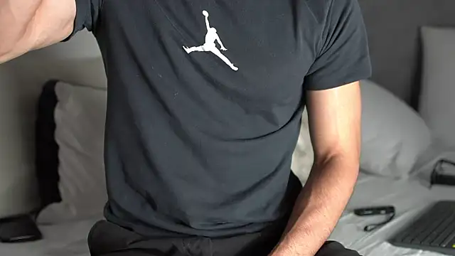 joesteel online show from 10/28/25, 09:58