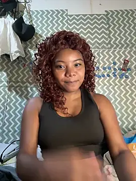 chocolatito-ho online show from 12/17/25, 04:28