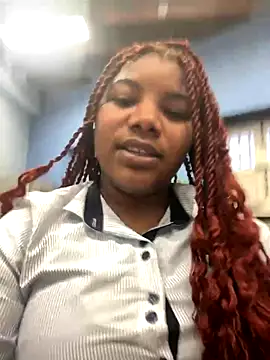 Snapshot of chocolatito-ho chatting on 10/14/25, 10:09 chocolatito-ho online show from 10/14/25, 10:09