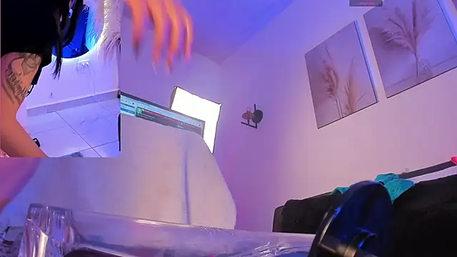 raven blackk online show from 03/12/26, 12:49