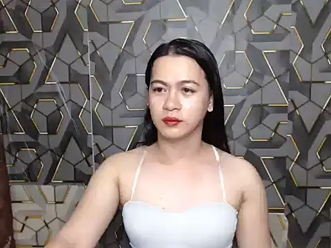 Snapshot of ur_asianpretty chatting on 06/18/26, 10:15 ur asianpretty online show from 06/18/26, 10:15