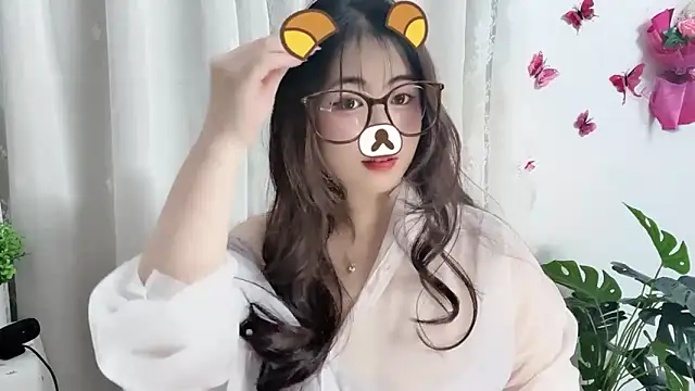 Amelia-babee online show from 04/03/26, 09:16