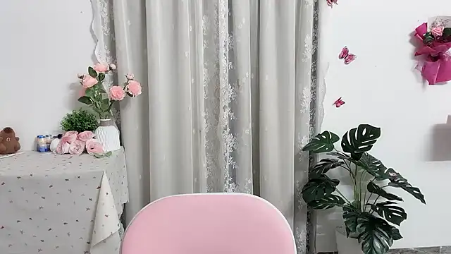 Snapshot of Amelia-babee chatting on 06/22/26, 01:08 Amelia-babee online show from 06/22/26, 01:08