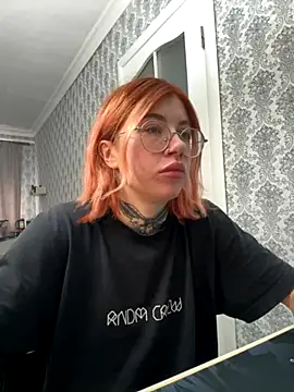 Snapshot of Nancyhot777 chatting on 10/16/25, 12:46 Nancyhot777 online show from 10/16/25, 12:46