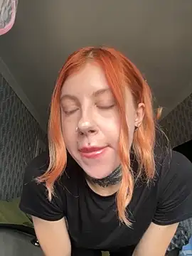 Nancyhot777 online show from 12/04/25, 11:53