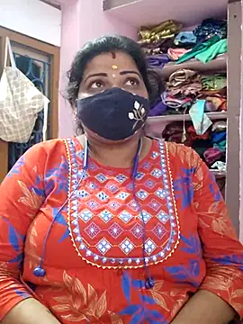 lathikaqueentamil online show from 11/13/25, 04:00