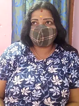 lathikaqueentamil online show from 12/18/25, 08:08