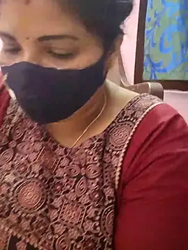 Snapshot of lathikaqueentamil chatting on 10/02/25, 09:23 lathikaqueentamil online show from 10/02/25, 09:23