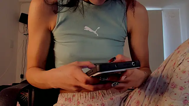 Snapshot of Madison_charlotte chatting on 10/29/25, 05:23 Madison charlotte online show from 10/29/25, 05:23